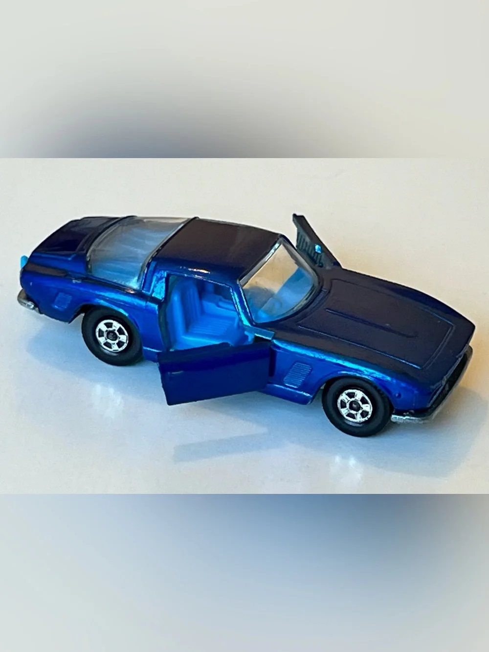 Vintage Matchbox Superfast No. 14 Iso Griffo Metallic Blue Lesney England